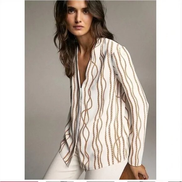 Arizia Power Blouse with gold rope chain pattern - Picture 3 of 8